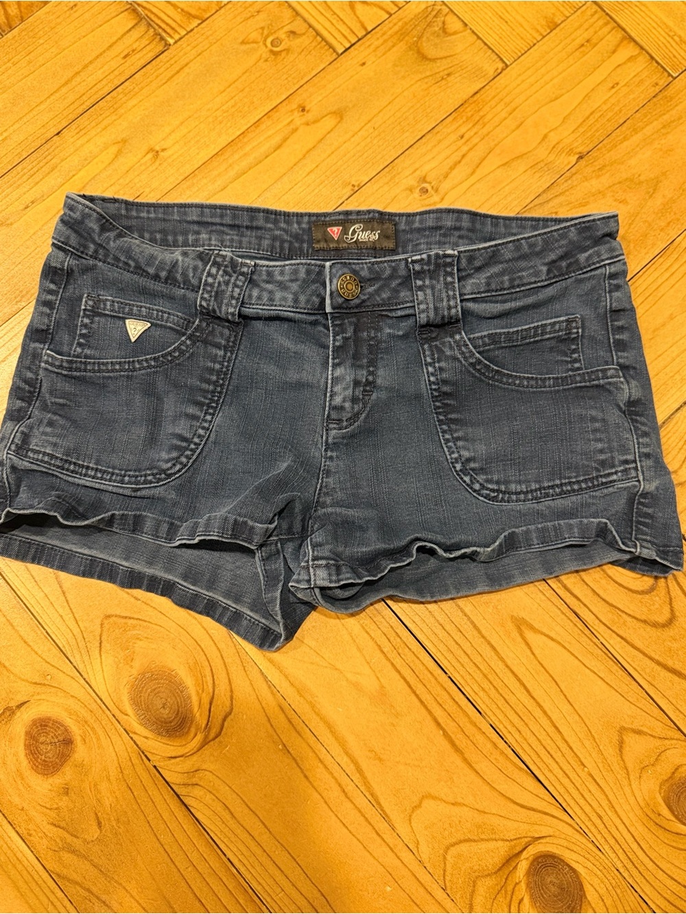 GUESS Women’s Y2K Dark Wash Denim Shorts Size 28